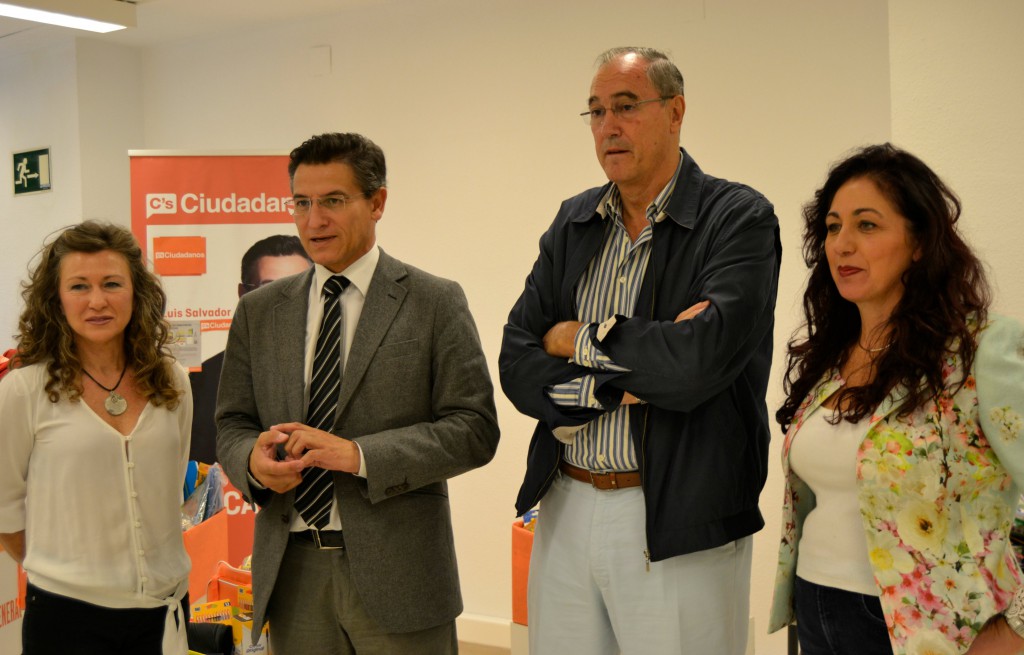 Mercedes Morales, Luis Salvador, Javier Benavides y Silvia Torres