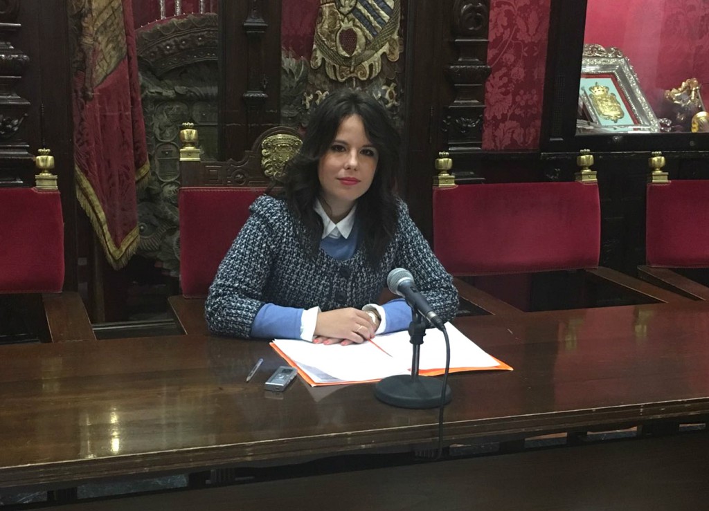 La concejal de Ciudadanos Lorena Rodríguez en rueda de prensa