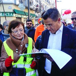 Luis Salvador: “La Junta de Andalucía debe llegar ya a un acuerdo que permita que los granadinos recuperen de nuevo la confianza en su sanidad pública”