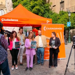 Concha Insúa presenta el programa electoral de CS para Granada basado en “el cambio que los granadinos piden a gritos”